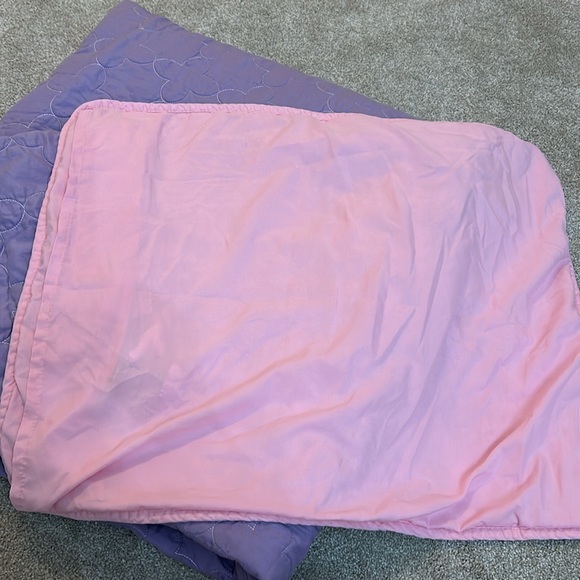 Waverly Kids pink and purple reversible full size quilt with two shams - Picture 4 of 5